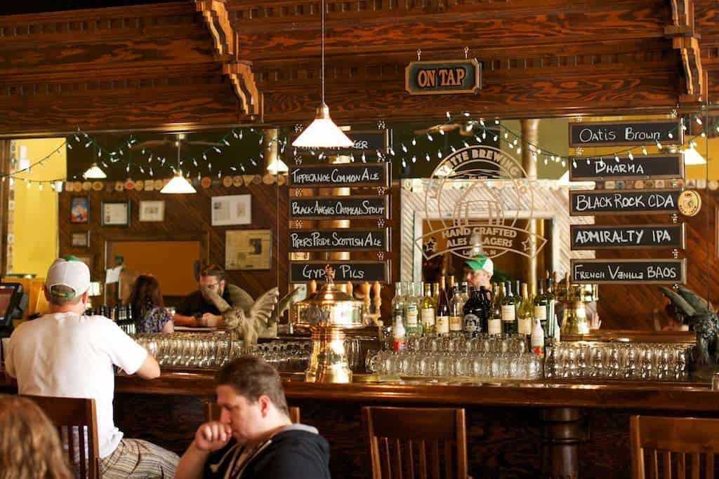 bars in belfast
