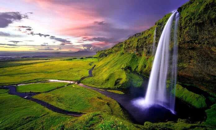21 Fun Facts About Iceland-The Land Of Fire And Ice facts about iceland