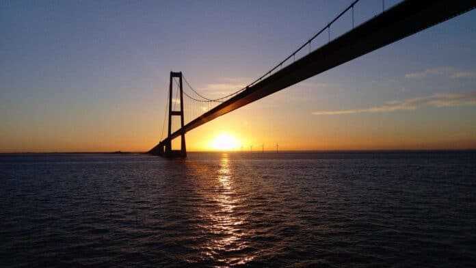 bridge-ga9d87fcfb_1920