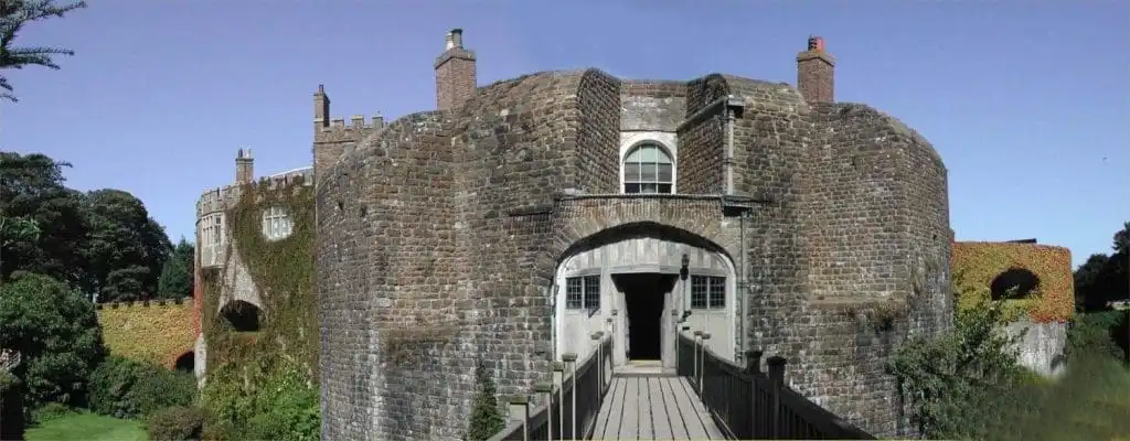 Holiday places in UK